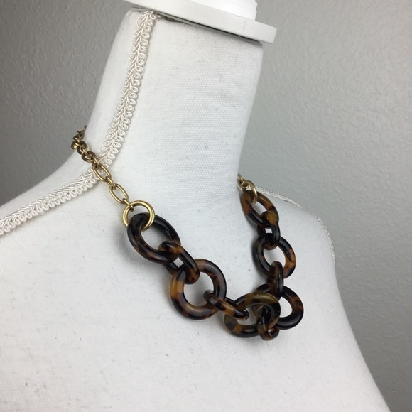 J. Crew Tortoise Resin Link Statement Necklace - Picture 3 of 6